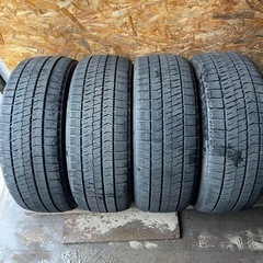 BRIDGESTONE ブリヂストン　ブリジストン　VRX2 215/45R18 スタッドレス タイヤ　2017年製　18インチ BRIDGESTONE ブリヂストン ブリジストン VRX2 215/45R18 スタッドレス