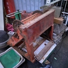 超レトロ♪昔のふる〜い脱穀機 農家さんから貰いました