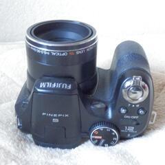 ❤️動作品★28mm望遠504mm★S2500HD★便利な乾電池式FINEPIX