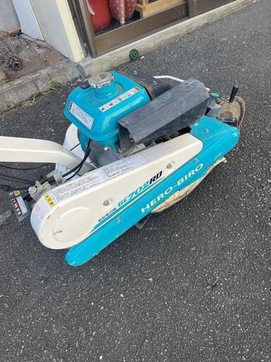 クボタ 自走式草刈機