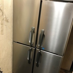 4面冷凍冷蔵庫 決まりました！
