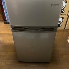 DAEWOO 大宇　単身者向け　小型冷凍冷蔵庫　85L DR-T...