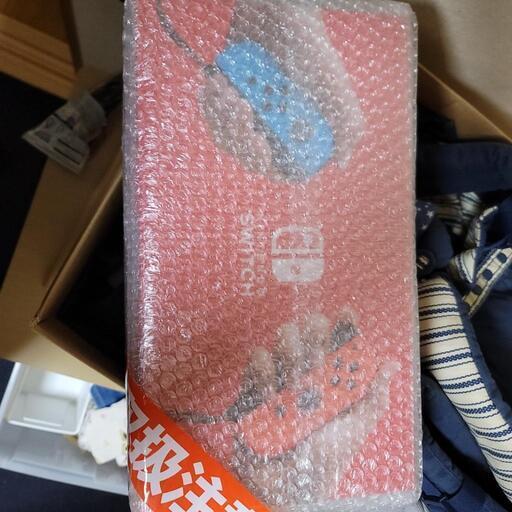 【定価でお譲り！】Nintendo SWITCH 本体　ネオンブルーネオンレッド