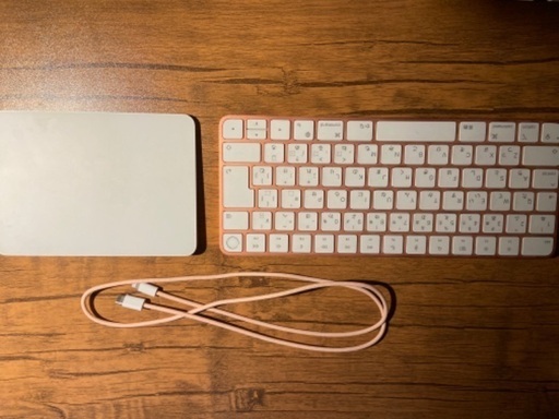 Apple M1iMacオレンジ 12万 アップル、M1搭載の新「iMac」は超スリムで