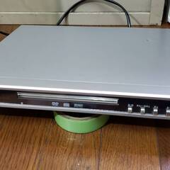 アズマ　EAST　DV-M3201　DVDプレーヤー 本体のみ（リモコンなし）DVDが写ることを確認、トレーの動きが悪いです。ジャンクにて