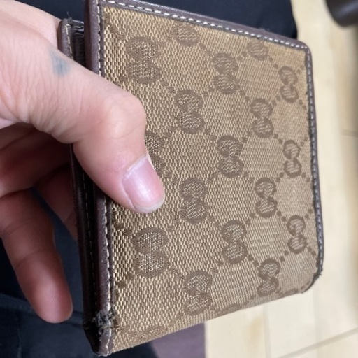 GUCCI 箱あり