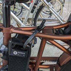 本日いっぱいで受付終了【11/9購入】電動自転車・ヘルメット・バッテリー用キー・スマホホルダー・スイッチカバー・雨よけカバー