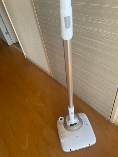 アイリスオーヤマ　充電式　モップクリーナー