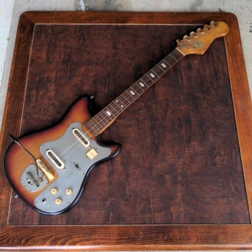 【取引中】グヤトーン　エレキギター　GUYA TONE