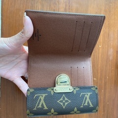 《値下げ》ルイヴィトン　２つ折り財布