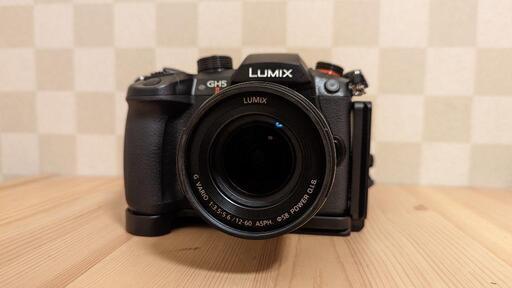 カメラ lumix gh5m2
