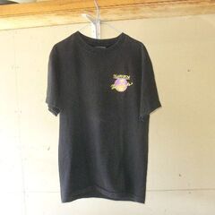 ☆古着 Tシャツ 前後プリント☆