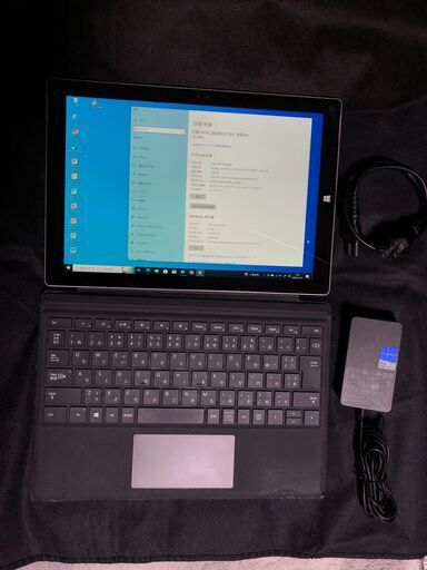 Microsoft Surface Pro3 (Model：1631) / タイプカバー(グレー)&ACアダプタ付属の12インチ高細密タブレットPC / Windows10Pro・Office2010 / Core i5搭載 /メモリー4GB / SSD-128GB / 両面Webカメラ / Bluetooth / 無線LAN / バッテリー使用可 / 中古品②