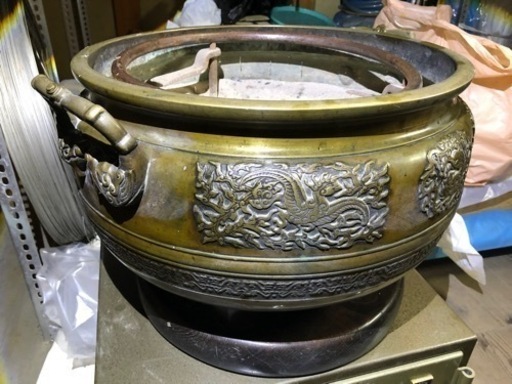 【大正レトロ】金属製火鉢 ひばち アンティーク 骨董品 便利な五徳付き