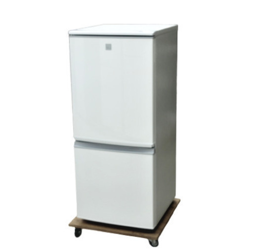 超大特価 リユース品　シャープ　137L　2ドア冷蔵庫　SJ-14E7-KW 冷蔵庫