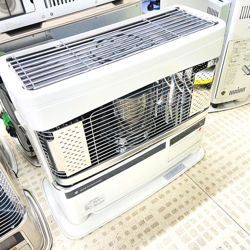 2/11【半額】コロナ/CORONA  FF式ストーブ  FF-6811PR 2012年製 暖房