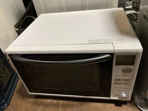 ☆中古￥6,800！【会員価格￥6000】SHARP　電子レンジ　家電　2017年製　RE-S70A-W型　【BK121】