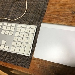 Apple iMac 27'mid2010付属品付き(キーボード・トラックパッド)