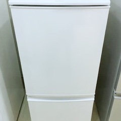 (送料無料) 2019年 極美品 冷蔵庫 137L 霜取り不用 SHARP ①