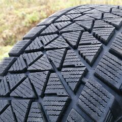 ★ブリヂストン　DM-V2 225/60R18  バリ山 4本 2018年製　USED！別途組付け可