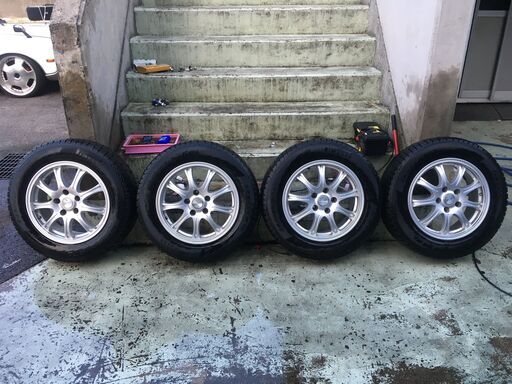 アルファード スタッドレスタイヤ4本セット 大きな取引 spektakel.wien