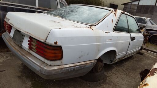 MB-126-S-126-560SEL右ドアーガラス付き販売