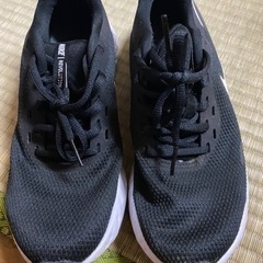 NIKEランニングシューズ24.5cm