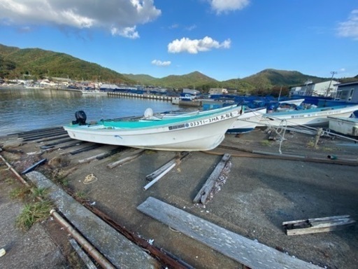 和船 船外機 イケス付き