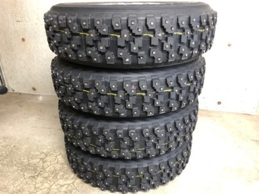 ダンロップ マカロニピン スパイクタイヤ 165/80 R13 スパルコ