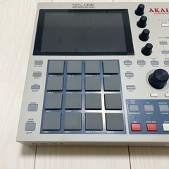 MPC One Retro