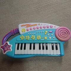 ピアノ  おもちゃ