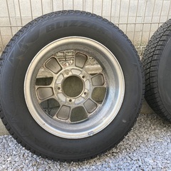 行き先が決まりました、たくさんのお問い合わせありがとうございました。ジムニーJB23、8型の純正アルミホイールとブリザックDM-V2