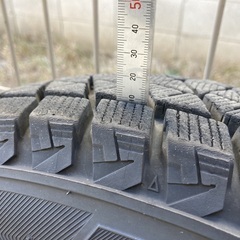 行き先が決まりました、たくさんのお問い合わせありがとうございました。ジムニーJB23、8型の純正アルミホイールとブリザックDM-V2