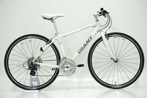 GIANT 「ジャイアント」 ESCAPE R3 2019年モデル クロスバイク