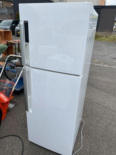 美品 Haier 2ドア冷凍冷蔵庫 2017年製 JR-NF214A 214L