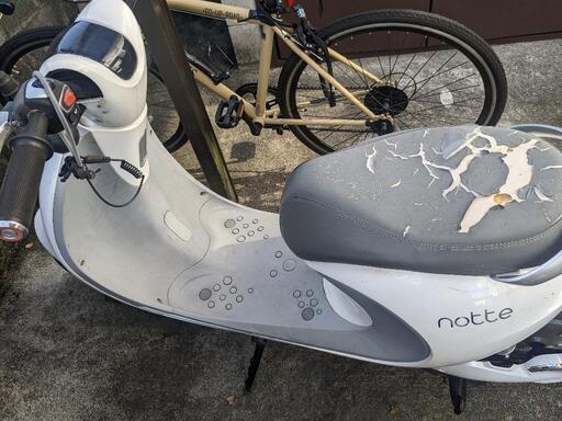 中古品　notte v2 電動スクーター　値下げ可！