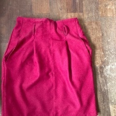 赤スカート
