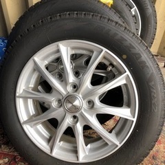 スタッドレスタイヤ　ホイール4本セット　155/65R14