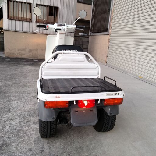 ホンダのジャイロup エンジン絶好調で綺麗な車体です。セル一発始動で