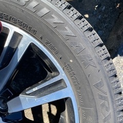 軽用VRXスタッドレス　ダイハツアルミセット　ブラポリ