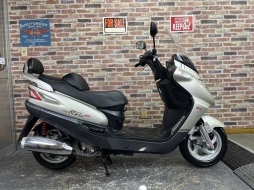 【超低走行だから中古スクーターでもフルカウルボディ美車絶好調♪】   SYM X'PRO RV180 EFI サンヤン 三陽   高速走行可  【多数画像と動画有】