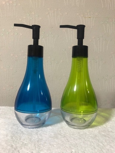 二本まとめてフランフラン　シャンプーコンディショナー　ディスペンサー容器