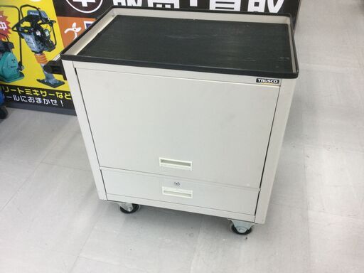 【エコツール豊田インター店】TRUSCO(トラスコ) エースワゴン 685×450×H802 ケント扉 ネオグレー BM-10C-NG　【愛知県/豊田インター店/工具】