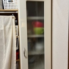 細長い食器棚　30㎝×175㎝　奥行40〜43㎝