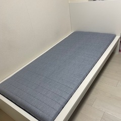 IKEA MALM マルム シングルベッド　(マットレス付き)