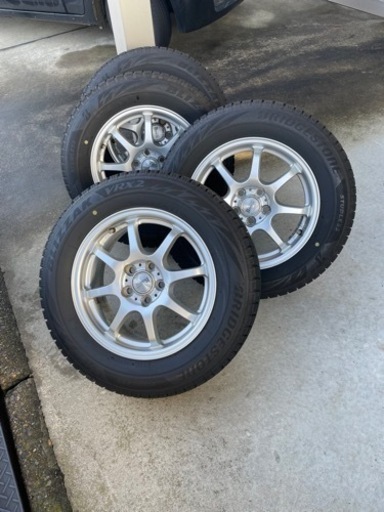 スタッドレス プリウスなど - タイヤ、ホイール 