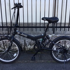 ＜美品車＞人気のJeep・20インチ折りたたみ自転車・リンクル塗装・シマノ外装6段変速・純正LEDライト付き・ブラック・洗車済でピカピカ♪不要自転車無料引取り有