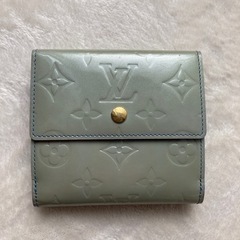 LOUIS VUITTON 折財布　ヴェルニ