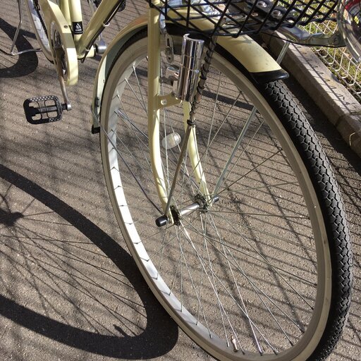 J1902★店頭にて試乗可★ 軽快自転車 27インチ 6段変速ギア付き ホワイト　【リユースのサカイ柏店】 中古自転車 　流山市 中古自転車 松戸市 中古自転車 我孫子市 中古自転車 船橋市 中古自転車 守谷市 中古自転車 取手市 中古自転車