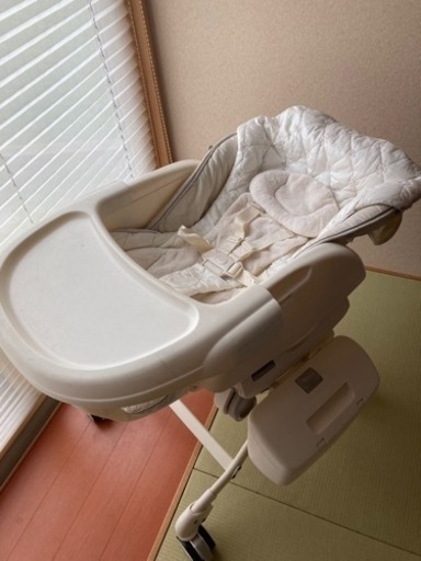 【お取引決まりました！】コンビ　ハイローチェア